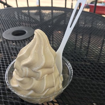 Piper's Soft Serve Bar - My French vanilla, salted caramel and praline that tasted mixed together like Coca Cola - Ice Cream & Frozen Yogurt Near Me - Covington, Kentucky