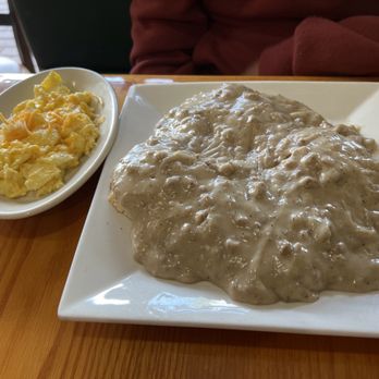 Regan's Orange City Kitchen - Biscuits and Gravy - Breakfast & Brunch Near Me - Orange City, Florida Regan's Orange City Kitchen - Biscuits and Gravy - Breakfast & Brunch Near Me - Orange City, Florida