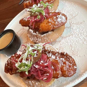 dLeña - Dleña Crispy Waffles** - Mexican Near Me - Washington, DC, District of Columbia