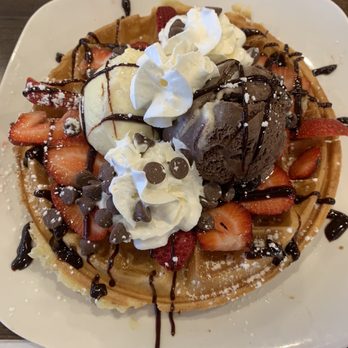 Williams Fresh Cafe - Funky Monkey - Cafes Near Me - Brampton, Ontario