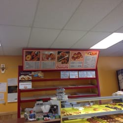 Good Morning Donuts - Front counter/menu.