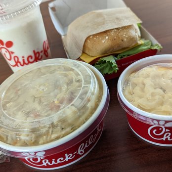Chick-fil-A - Bowl of chicken noodle soup, mac & cheese, deluxe grilled chicken sandwich with American cheese, and frosted lemonade - Fast Food Near Me - Poway, California Chick-fil-A - Bowl of chicken noodle soup, mac & cheese, deluxe grilled chicken sandwich with American cheese, and frosted lemonade - Fast Food Near Me - Poway, California