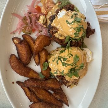 Day Maker Half Day Cafe - Chorizo Eggs Benedict - Breakfast & Brunch Near Me - Austin, Texas