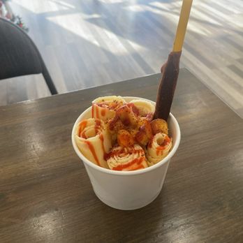 Aurora Rolling Ice Cream - a cup of ice cream - Ice Cream & Frozen Yogurt Near Me - El Paso, Texas