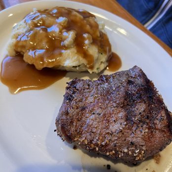 Machine Shed Restaurant - Haybaler Top Sirloin #machinesheddavenport #preservefootprints - American Near Me - Davenport, Iowa Machine Shed Restaurant - Haybaler Top Sirloin #machinesheddavenport #preservefootprints - American Near Me - Davenport, Iowa