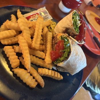 3 Bananas - Cheeseburger wrap - Fish & Chips Near Me - Crescent City, Florida