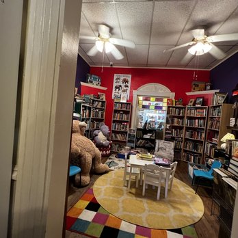 The Sweet Read - Kids room - Coffee & Tea Near Me - Woodstock, Georgia