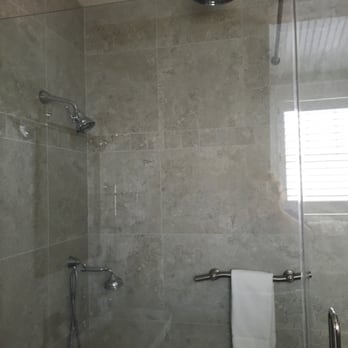 Elizabeth Pointe Lodge - Rain shower - Hotels Near Me - Amelia Island, Florida Elizabeth Pointe Lodge - Rain shower - Hotels Near Me - Amelia Island, Florida