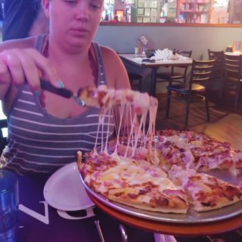 Dollies Pub & Cafe - Pizza Near Me - Lahaina, Hawaii Dollies Pub & Cafe - Pizza Near Me - Lahaina, Hawaii