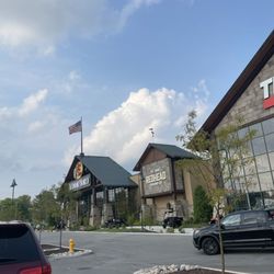 Bass pro Shops