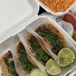 steak (carne asada) tacos with rice steak (carne asada) tacos with rice
