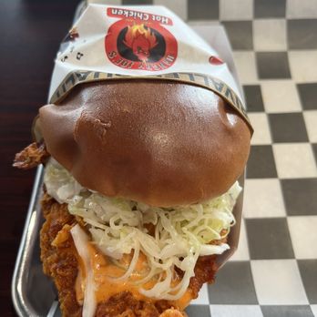 Hangry Joe’s Chicken - Chicken sando medium - Chicken Wings Near Me - Leesburg, Virginia