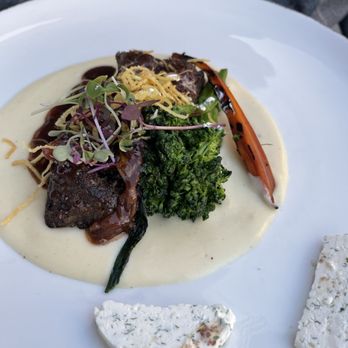 The Conche - Flat Iron Steak - Cocktail Bars Near Me - Leesburg, Virginia