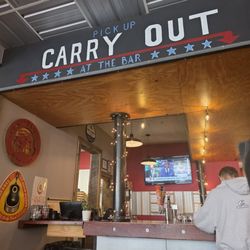 Hard Knox Pizzeria - Bar area