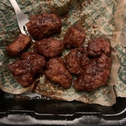 9 instead of 10 chicken wings