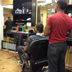 Jonathan Barber Shop - Owner at work