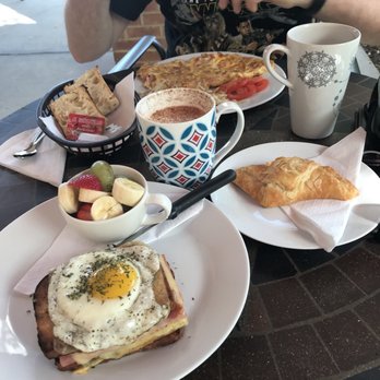 Le Cafe De Paris - Coffee & Tea Near Me - Orlando, Florida Le Cafe De Paris - Coffee & Tea Near Me - Orlando, Florida