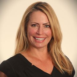 St Bull Cash and Staff - Owner, Tracy Santoro