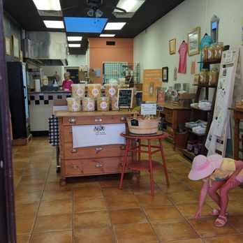 Eastershore Popcorn Company - Popcorn Shops Near Me - Cape Charles, Virginia