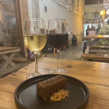 Se7e Pedras - Wine & chocolate dessert - Wine Bars Near Me - Faro, 08