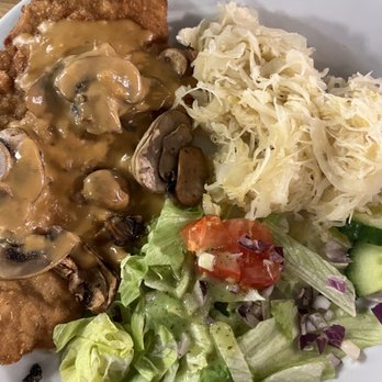 Wurst & Schnitzelhaus - WuSH - Mushroom schnitzel - German Near Me - Amsterdam, New Hampshire