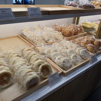 Tous les Jours - Bakeries Near Me - Honolulu, Hawaii Tous les Jours - Bakeries Near Me - Honolulu, Hawaii