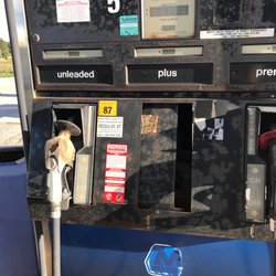 Andy's Party Store - Ancient pump. $3.09 regular on 9/8/18. Was $2.91 at Meijer in Soo.