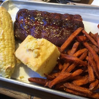 Badlands BBQ - BBQ Ribs, Corn, Corn Bread, and Sweet Potato Fries - Barbeque Near Me - Norco, California