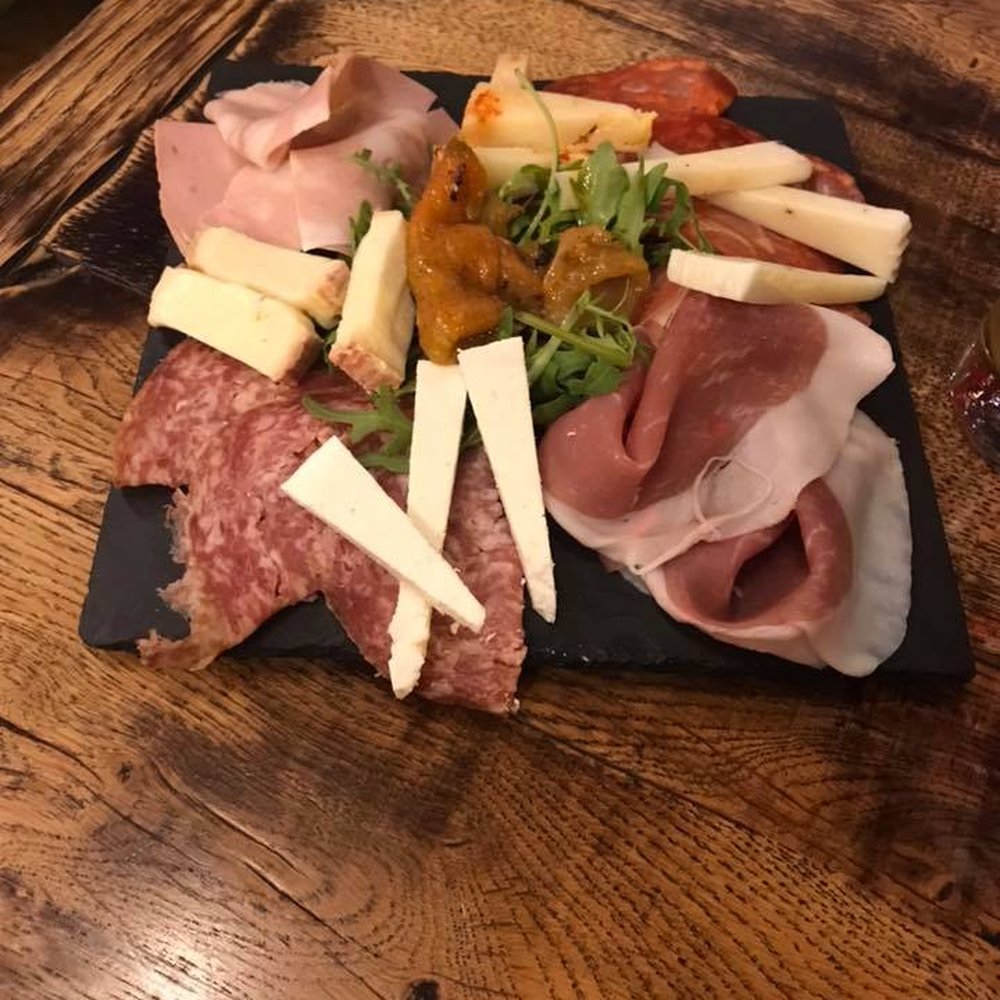 L'Elica - charcutterie - Pizza Near Me - Paris, 75 L'Elica - charcutterie - Pizza Near Me - Paris, 75