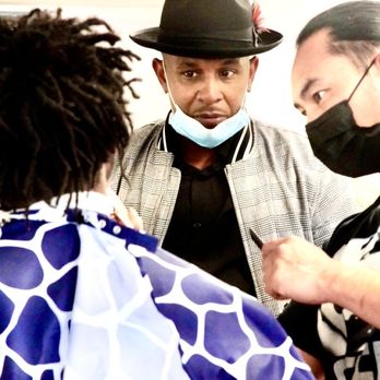 Beyond the Combs Academy - Barbering Class taught by Jamie Foxx's personal barber of over 30 yrs, Conrad Hilton - Cosmetology Schools Near Me - Los Angeles, California Beyond the Combs Academy - Barbering Class taught by Jamie Foxx's personal barber of over 30 yrs, Conrad Hilton - Cosmetology Schools Near Me - Los Angeles, California