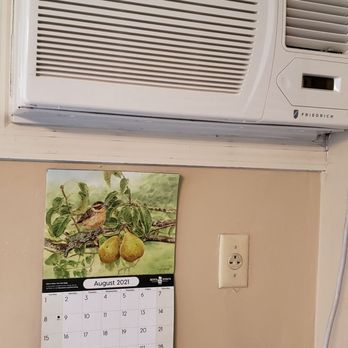 P.C. Richard & Son - Same unit. Is it safe to use? Don't know. - Electronics Near Me - East Brunswick, New Jersey P.C. Richard & Son - Same unit. Is it safe to use? Don't know. - Electronics Near Me - East Brunswick, New Jersey