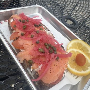 Mosley's Cafe - Cafes Near Me - Alameda, California