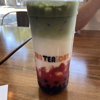 Sun Tea Day - Matcha strawberry latte - Bubble Tea Near Me - Arcadia, California Sun Tea Day - Matcha strawberry latte - Bubble Tea Near Me - Arcadia, California