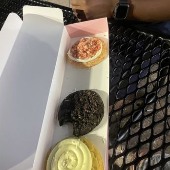 Crumbl - Diamond Bar - Bakeries Near Me - Diamond Bar, California Crumbl - Diamond Bar - Bakeries Near Me - Diamond Bar, California