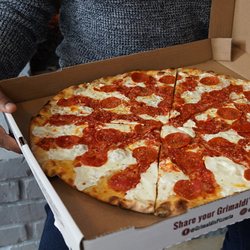 Grimaldi's Pizzeria