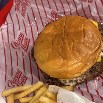 Skinny Louie - Double burger - Burgers Near Me - Miami, Florida
