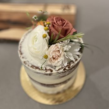 Luckybird Cakes - a cake with flowers on top - Bakeries Near Me - Brooklyn, New York Luckybird Cakes - a cake with flowers on top - Bakeries Near Me - Brooklyn, New York