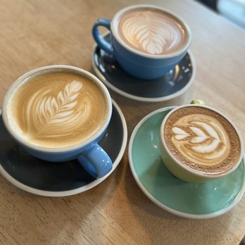 Hunnybee - coffees and hot chocolate - Breakfast & Brunch Near Me - Vancouver, British Columbia