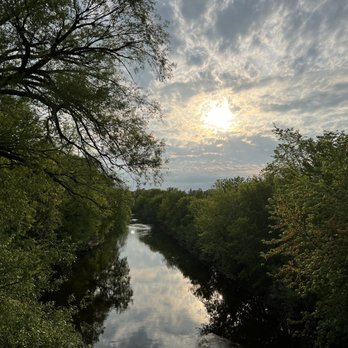 Three Bridges Park - Parks Near Me - Milwaukee, Wisconsin