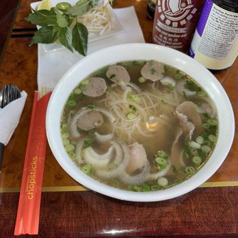 Saigon Square - Meat ball and eye round steak pho - Vietnamese Near Me - Temple, Texas
