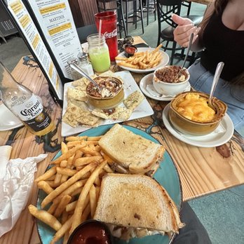 Melt - Pizza Near Me - Myrtle Beach, South Carolina Melt - Pizza Near Me - Myrtle Beach, South Carolina