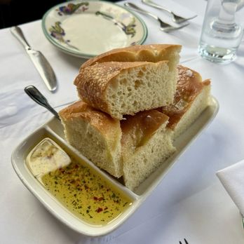 Serafina - Italian Near Me - Seattle, Washington