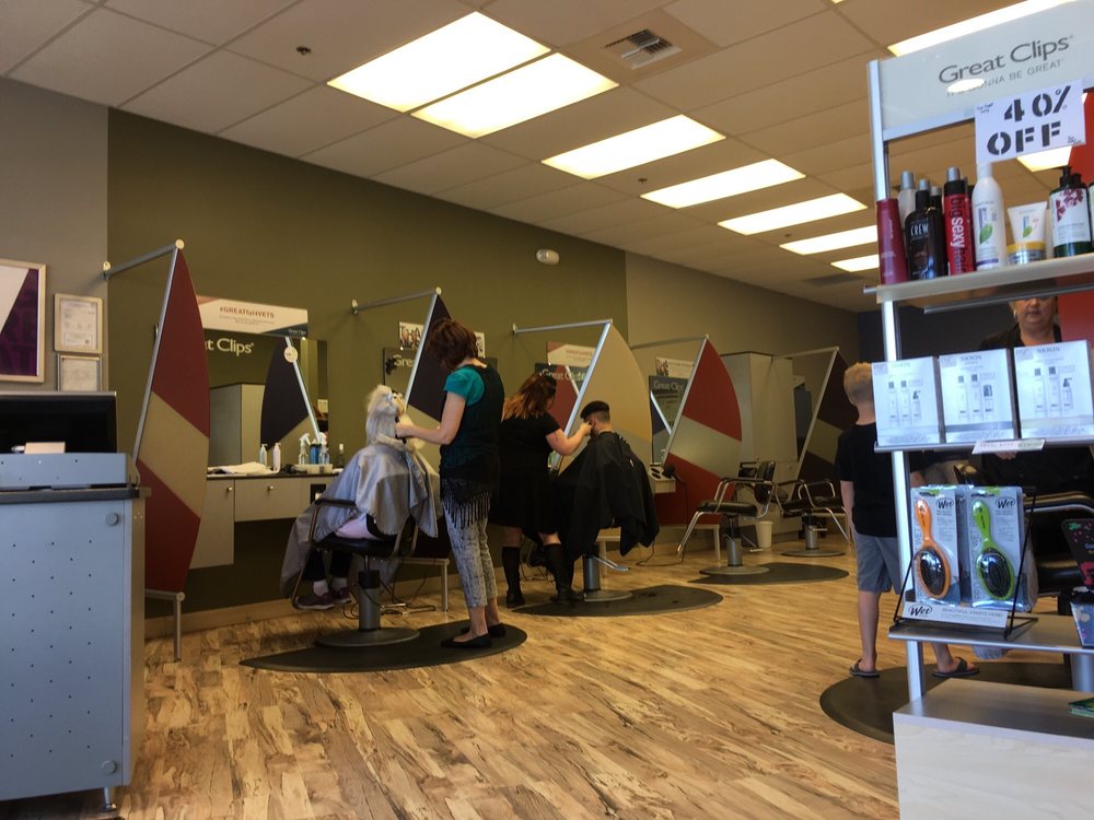 Great Clips Logo