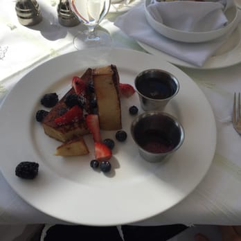 Hilltop Dining Room - French toast - New American Near Me - Napa, California Hilltop Dining Room - French toast - New American Near Me - Napa, California