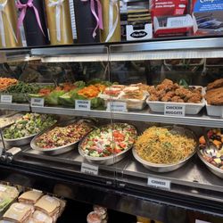 Smith Ranch Deli & Market - Huge selection of prepared foods