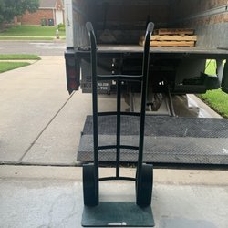 YBR Global Solutions - Hydraulic lift gate, pallet Jack, pallets, durable straps and dolly.
