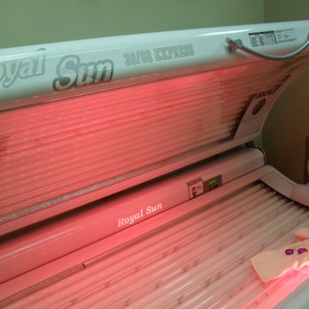 Ultimate Tan - radio at the head of the bed - Tanning Near Me - Normal, Illinois Ultimate Tan - radio at the head of the bed - Tanning Near Me - Normal, Illinois