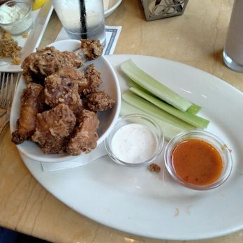 The Cheesecake Factory - Buffalo Wings w/ Celery - New American Near Me - Tampa, Florida