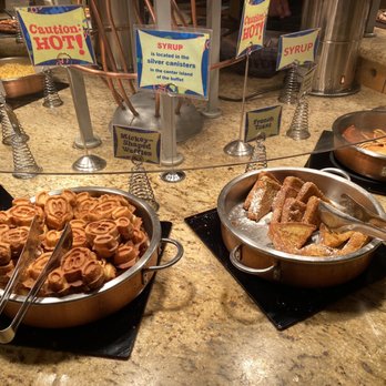 Goofy's Kitchen - American Near Me - Anaheim, California