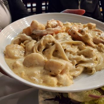 Blue Lagoon Maryland - Seafood Linguine with White Sauce is so flavorful!! Yummy!! - Seafood Near Me - Reisterstown, Maryland Blue Lagoon Maryland - Seafood Linguine with White Sauce is so flavorful!! Yummy!! - Seafood Near Me - Reisterstown, Maryland